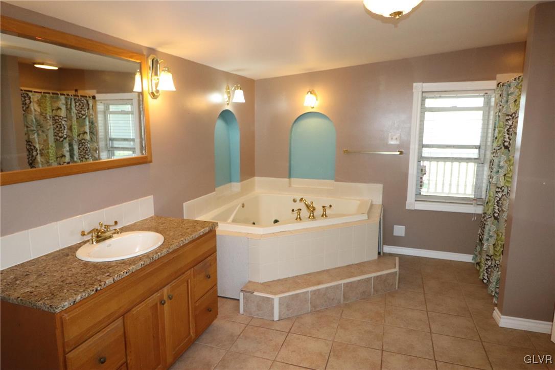1121 Main Road Lehighton, PA 18235 - Photo 27 of 45 Gallery Image 27