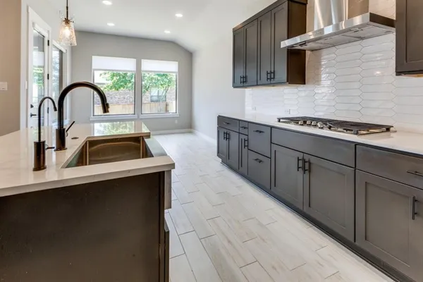 $2,500 | 1410 Sawmill Crossing, Round Rock, TX 78665