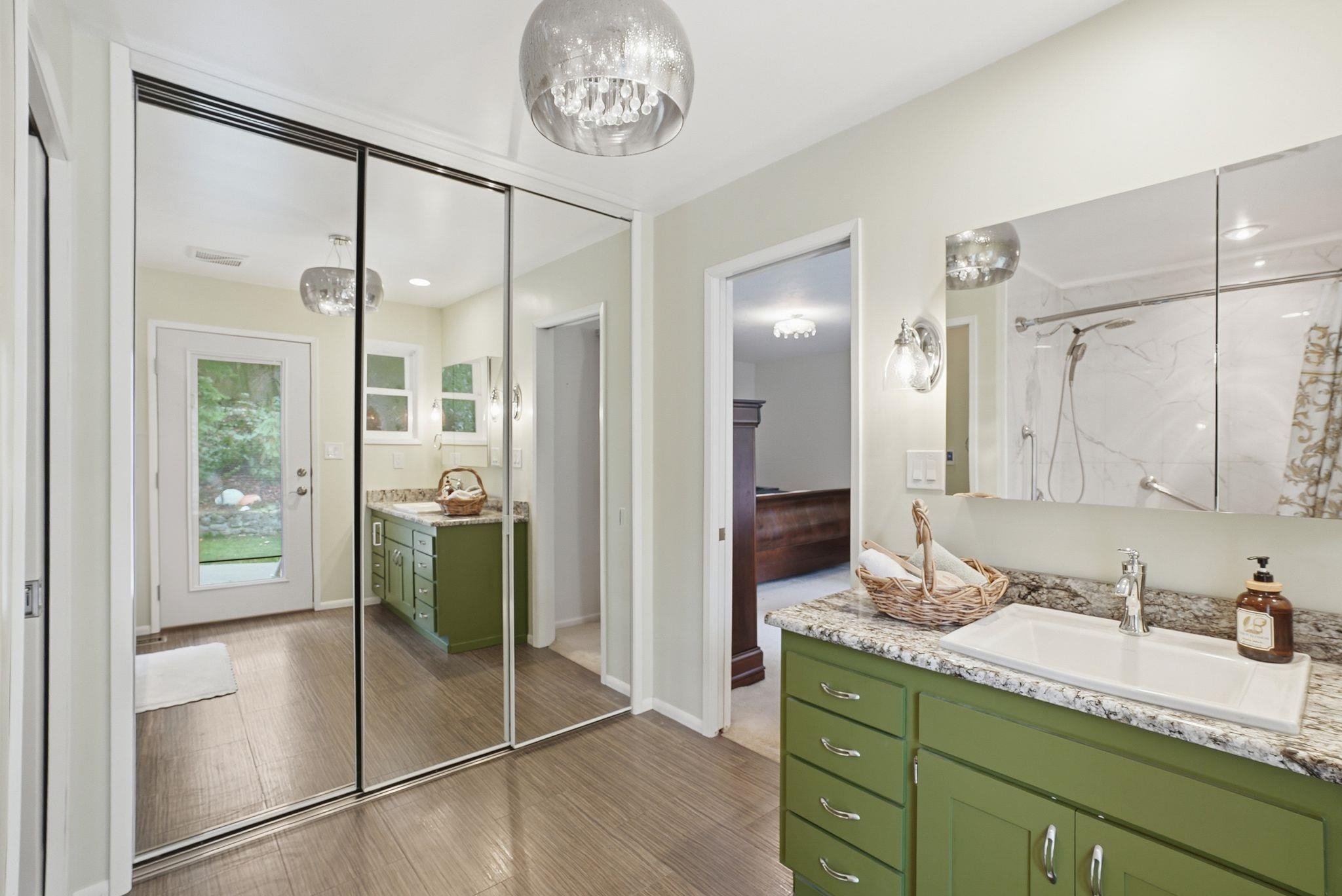 5419 South Dearborn Road Spokane, WA 99223 - Photo 19 of 49