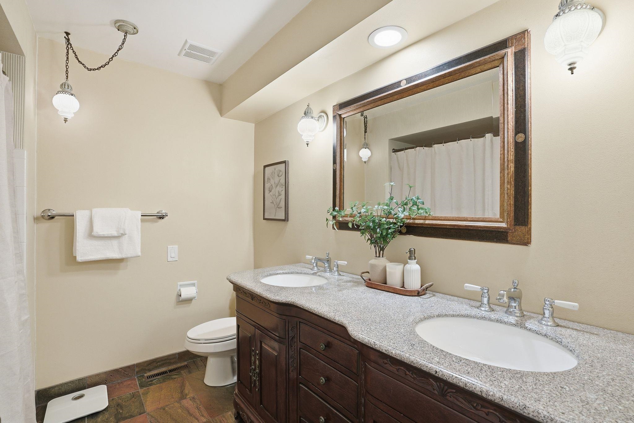 5419 South Dearborn Road Spokane, WA 99223 - Photo 21 of 49