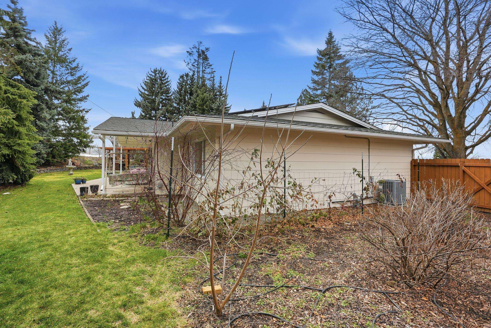 5419 South Dearborn Road Spokane, WA 99223 - Photo 36 of 49