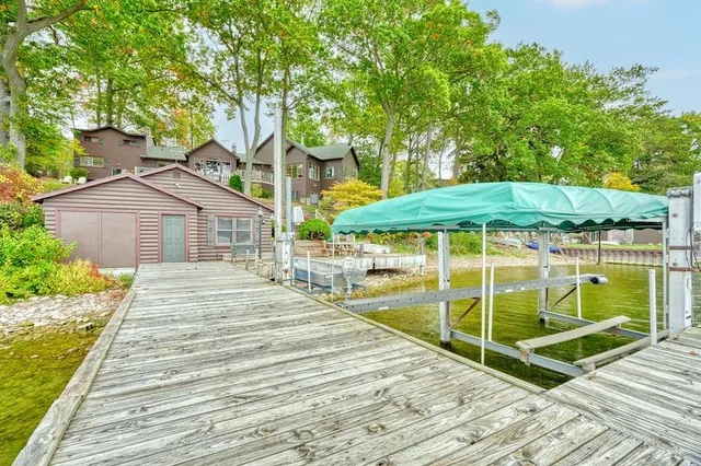 $749,900 | 7289 Phelps Avenue, Huron, NY 14590