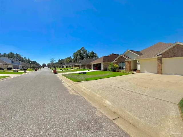 $319,900 | 6089 Dunridge Drive, Pace, FL 32571