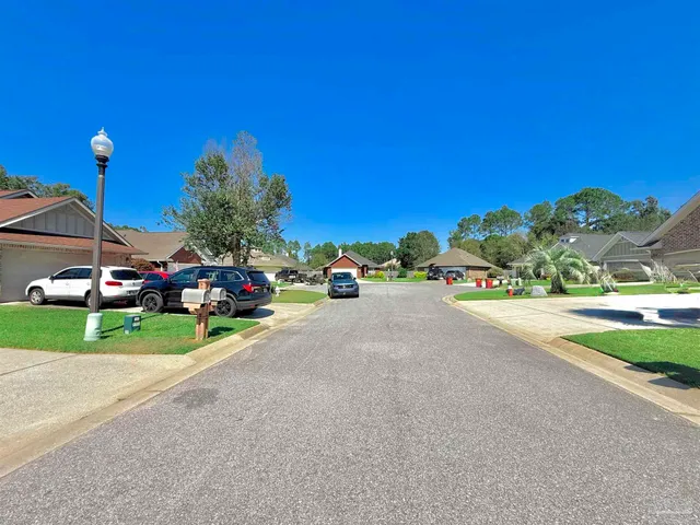 $319,900 | 6089 Dunridge Drive, Pace, FL 32571