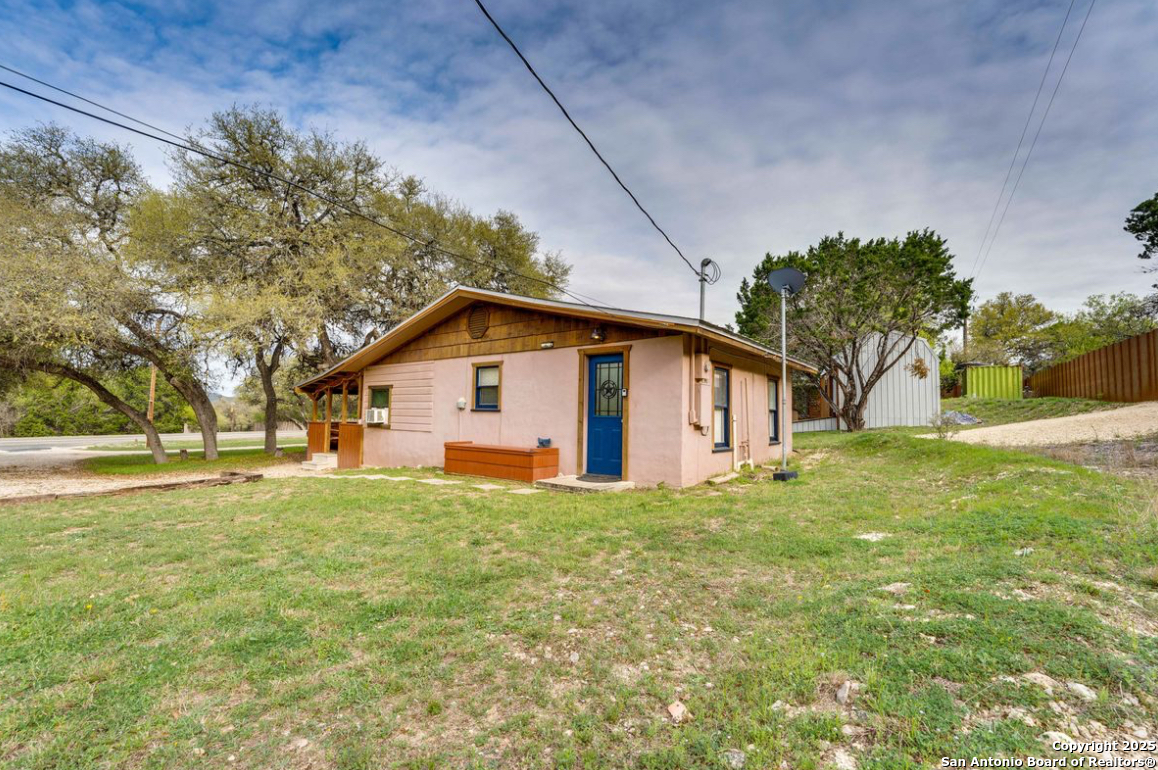 28149 Highway 83 Concan, TX 78838 - Photo 13 of 28