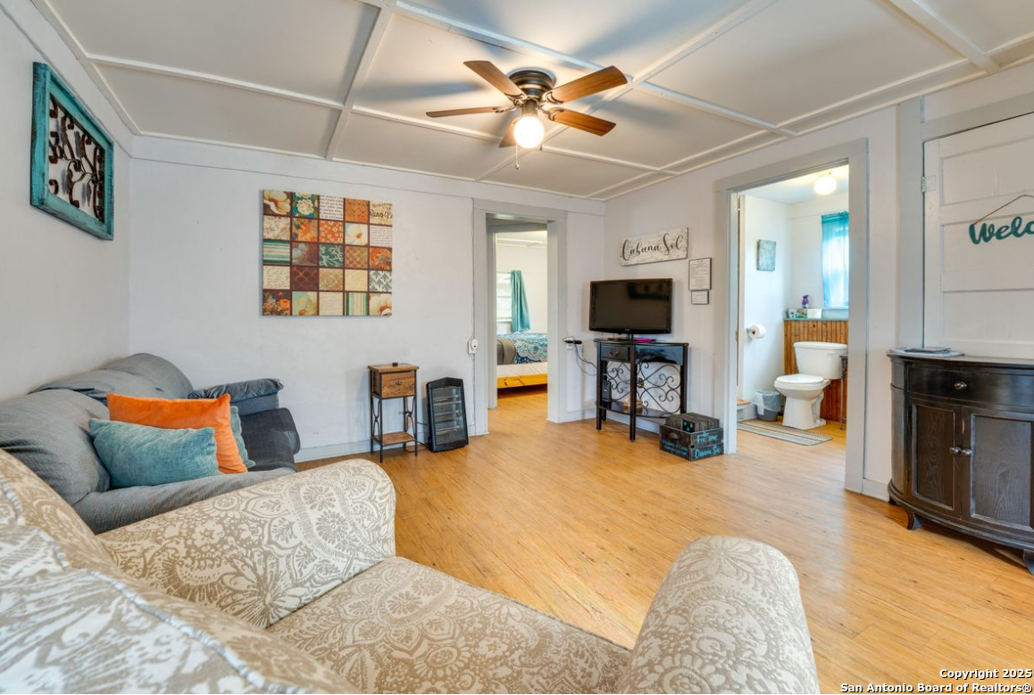 28149 Highway 83 Concan, TX 78838 - Photo 10 of 14
