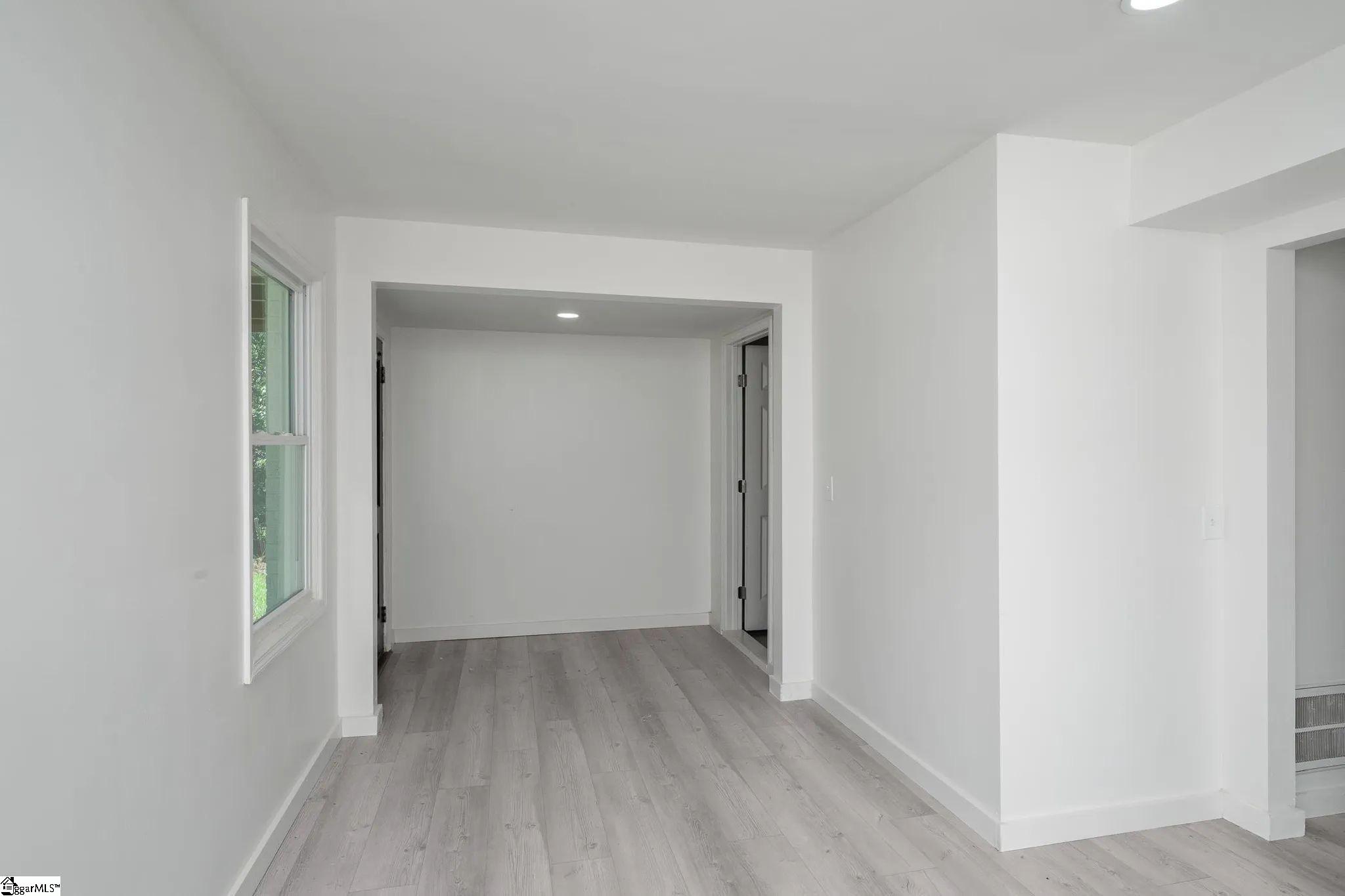 105 Foxhall Court Easley, SC 29640 - Photo 28 of 33