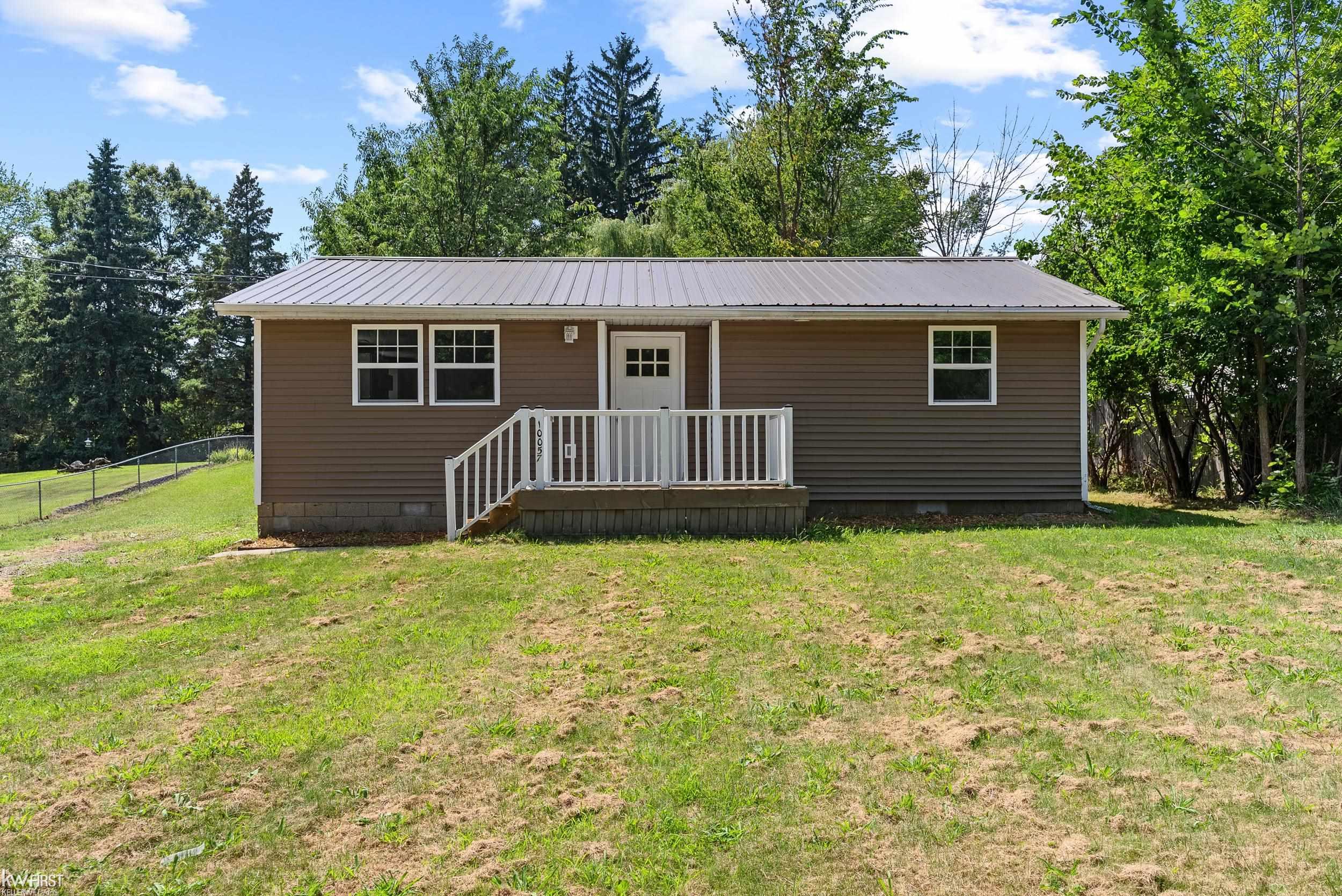 10057 Nimphie Road Fenton, MI 48430 - Photo 2 of 30