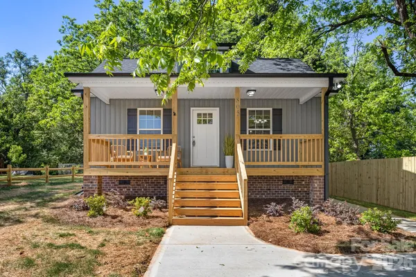 $294,900 | 805 Hunter Street, York, SC 29745