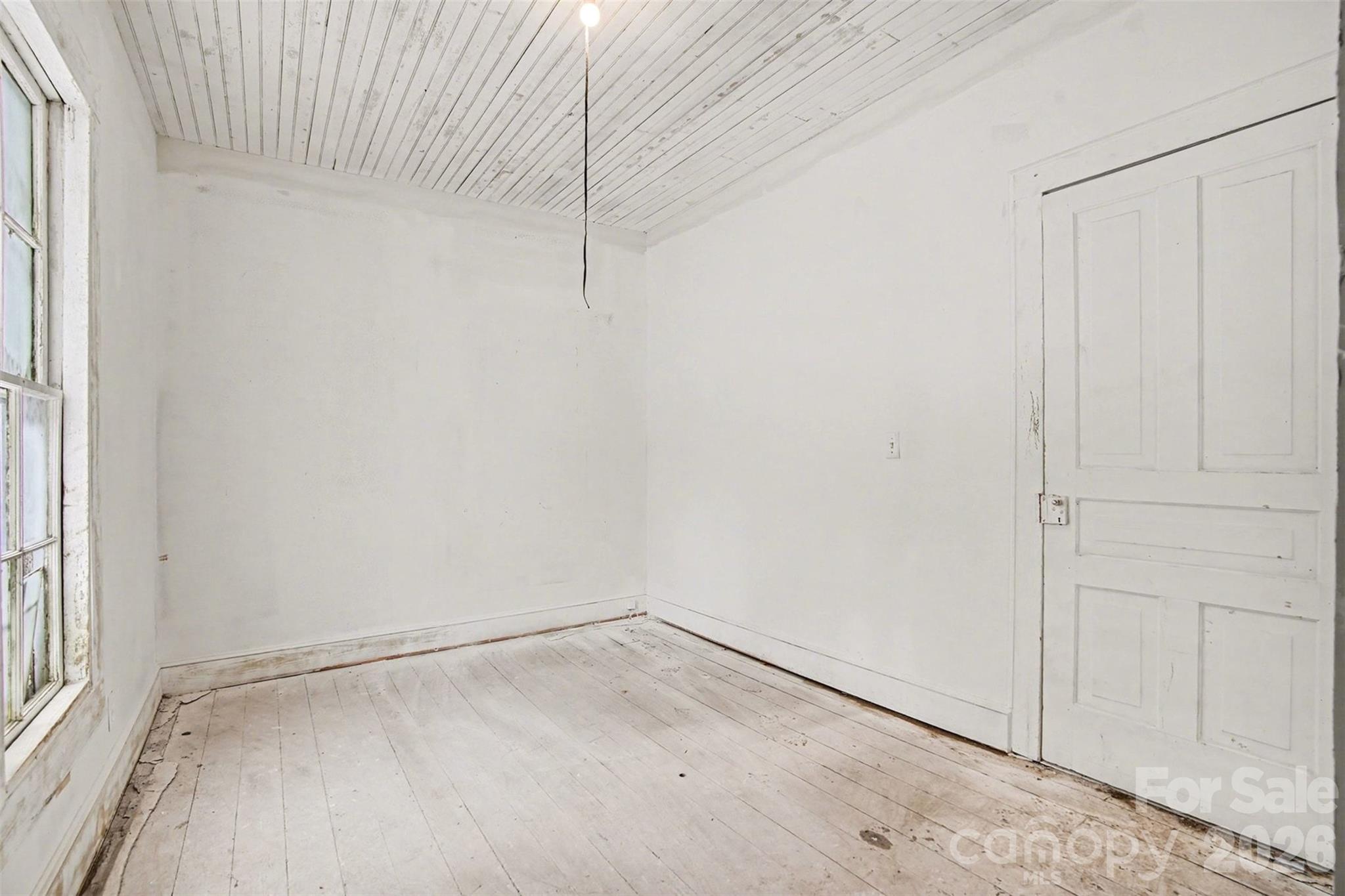 540 South Halifax Street Mount Pleasant, NC 28124 - Photo 12 of 34 a view of an empty room