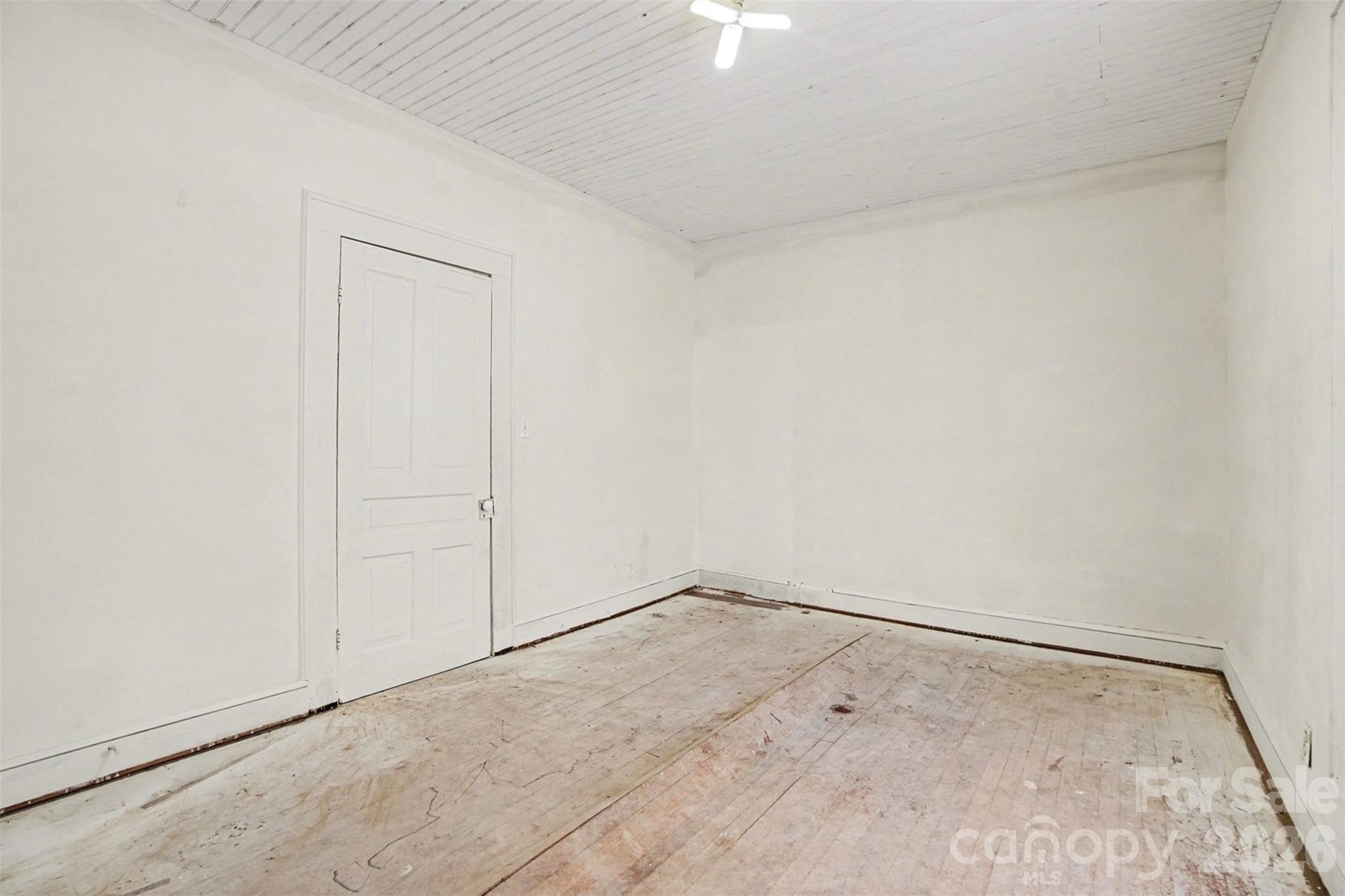 540 South Halifax Street Mount Pleasant, NC 28124 - Photo 17 of 34 a view of an empty room