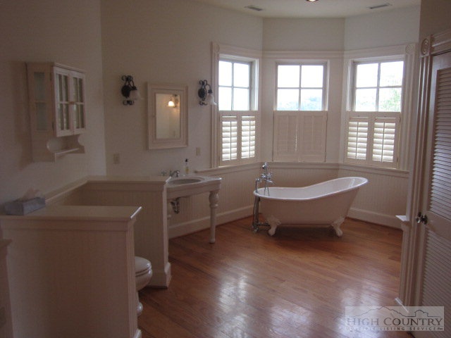 299 Blackberry Road Boone, NC 28607 - Photo 16 of 40 Gallery Image 16