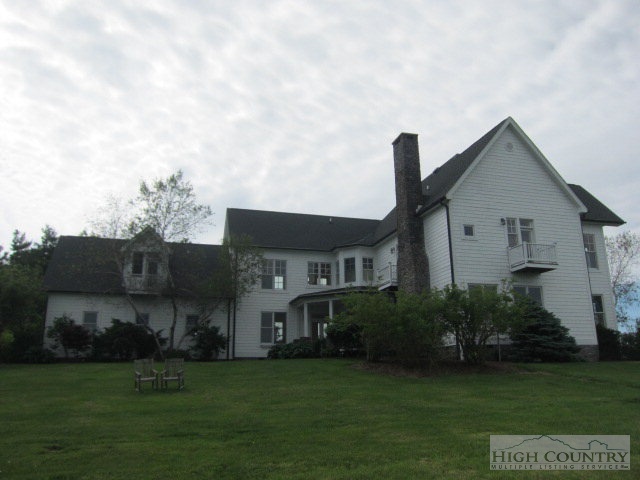 299 Blackberry Road Boone, NC 28607 - Photo 38 of 40 Gallery Image 38