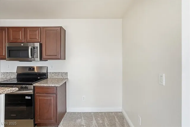 $1,000 | 5114 South Jones Boulevard, Unit 202, Las Vegas, NV 89118