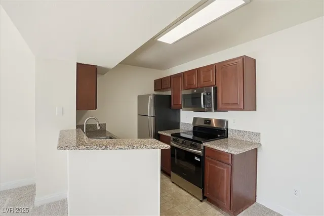 $1,000 | 5114 South Jones Boulevard, Unit 202, Las Vegas, NV 89118