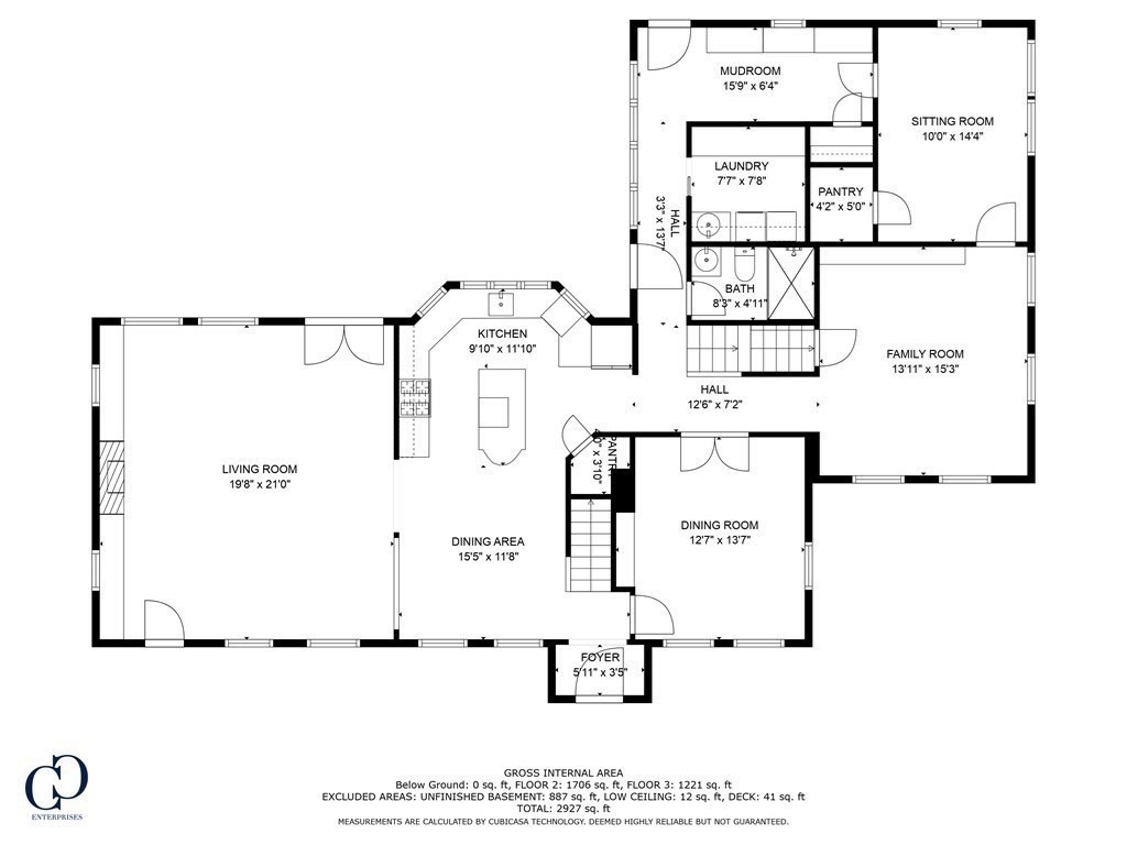 982 Main Street Hingham, MA 02043 - Photo 39 of 41 a picture of a bathroom with a window