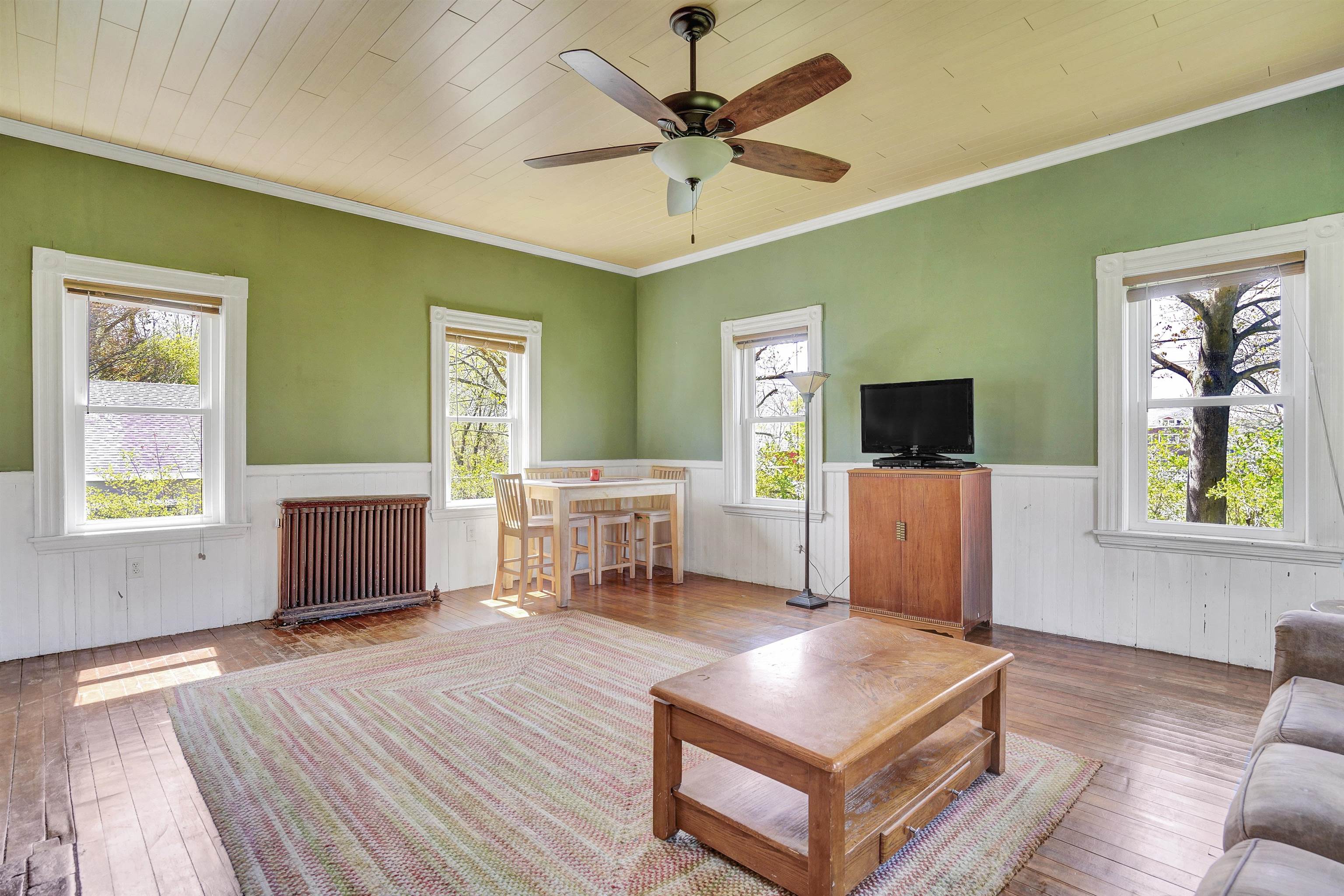 16 Maple Street Merrimack, NH 03054 - Photo 4 of 39