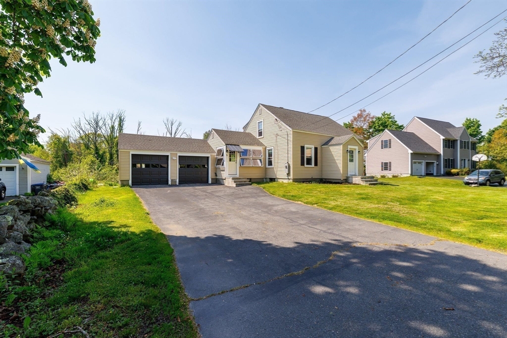 5 Bates Street Mendon, MA 01756 - Photo 27 of 37