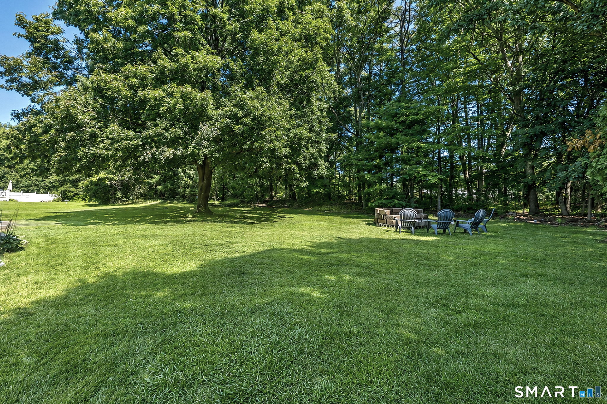 44 Davis Street Killingly, CT 06239 - Photo 10 of 39 Gallery Image 10