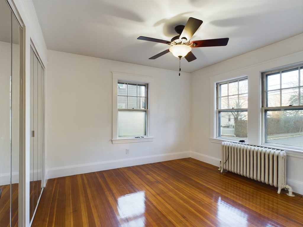 25 Rowe Street, Unit 1 Newton, MA 02466 - Photo 4 of 18 Gallery Image 4