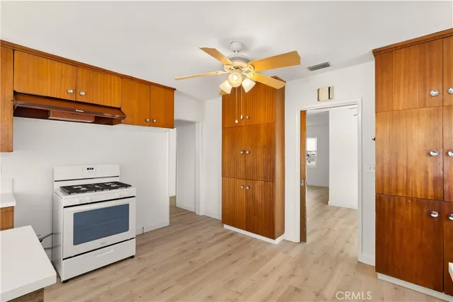 $925,000 | 442 West Porter Avenue, Fullerton, CA 92832