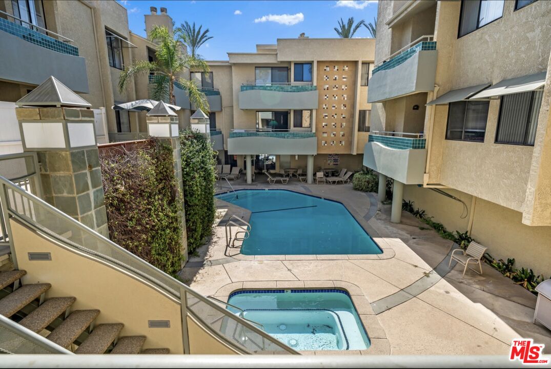 19009 Sherman Way, Unit 2 Reseda, CA 91335 - Photo 10 of 31 a view of outdoor space and seating area
