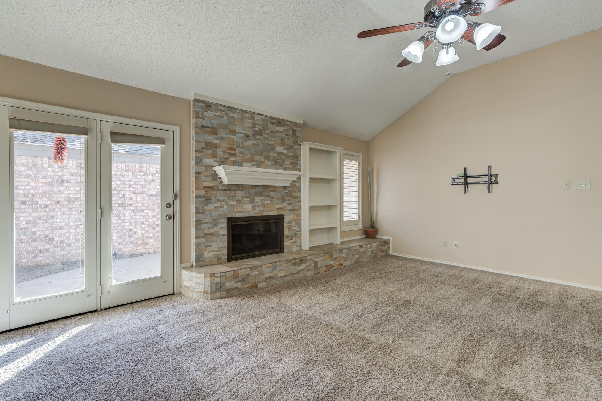 5235 84th Street Lubbock, TX 79424 - Photo 10 of 41 5235-84th-St_Lubbock-TX_7_Living-Room