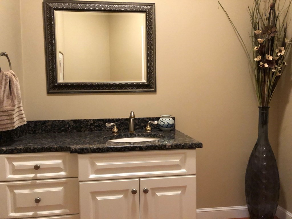 6 Connelly Hill Road Hopkinton, MA 01748 - Photo 12 of 18 Gallery Image 12