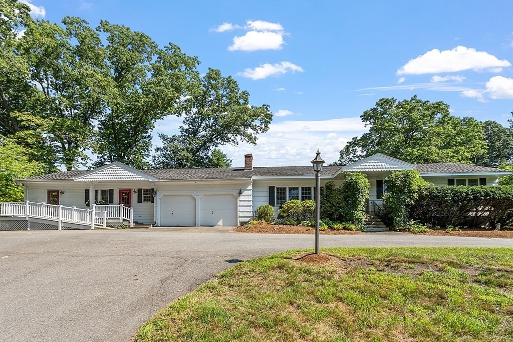 4 Oakwood Road Acton, MA 01720 - Photo 1 of 38 Gallery Image 1