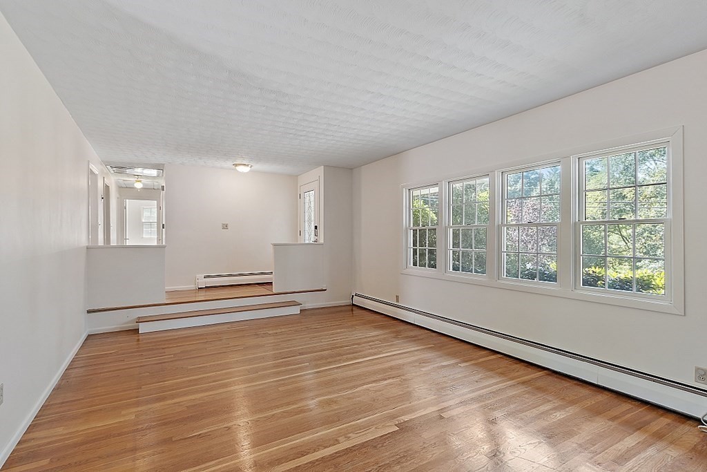 4 Oakwood Road Acton, MA 01720 - Photo 14 of 38 Gallery Image 14