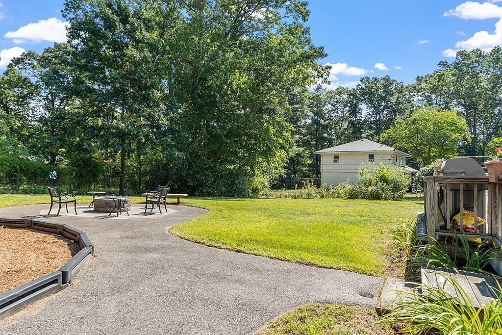 4 Oakwood Road Acton, MA 01720 - Photo 36 of 38 Gallery Image 36