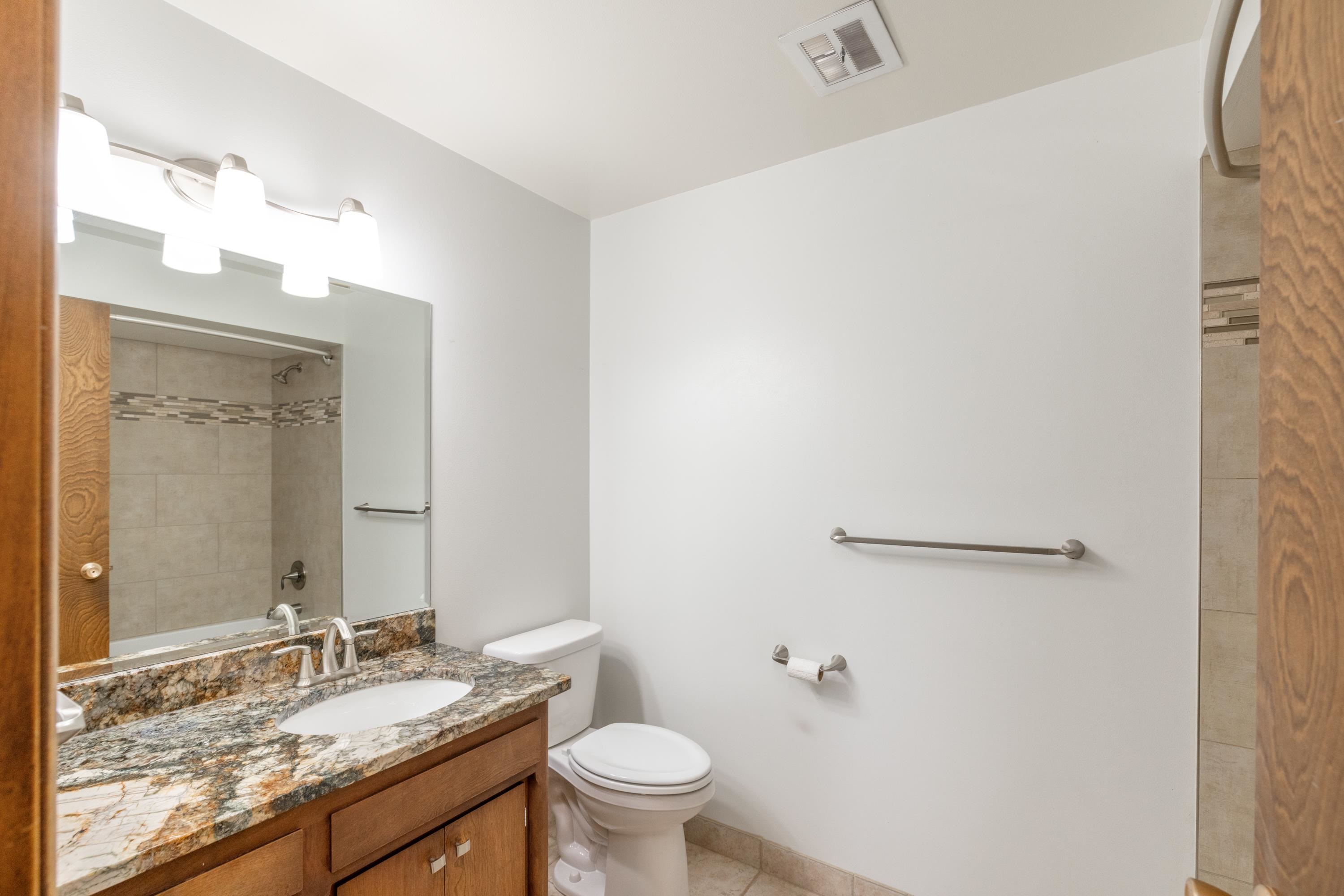 12704 East Apache Pass Road Spokane Valley, WA 99206 - Photo 14 of 37