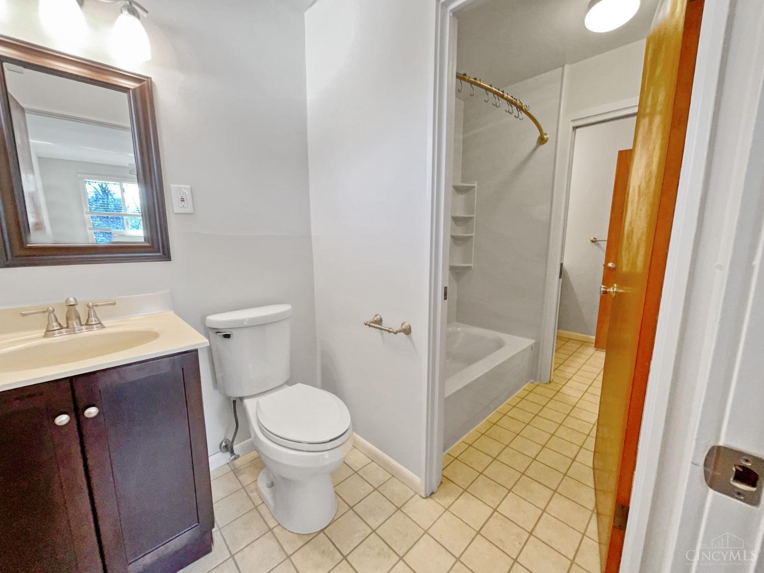 825 Cascade Road Forest Park, OH 45240 - Photo 18 of 22 Gallery Image 18