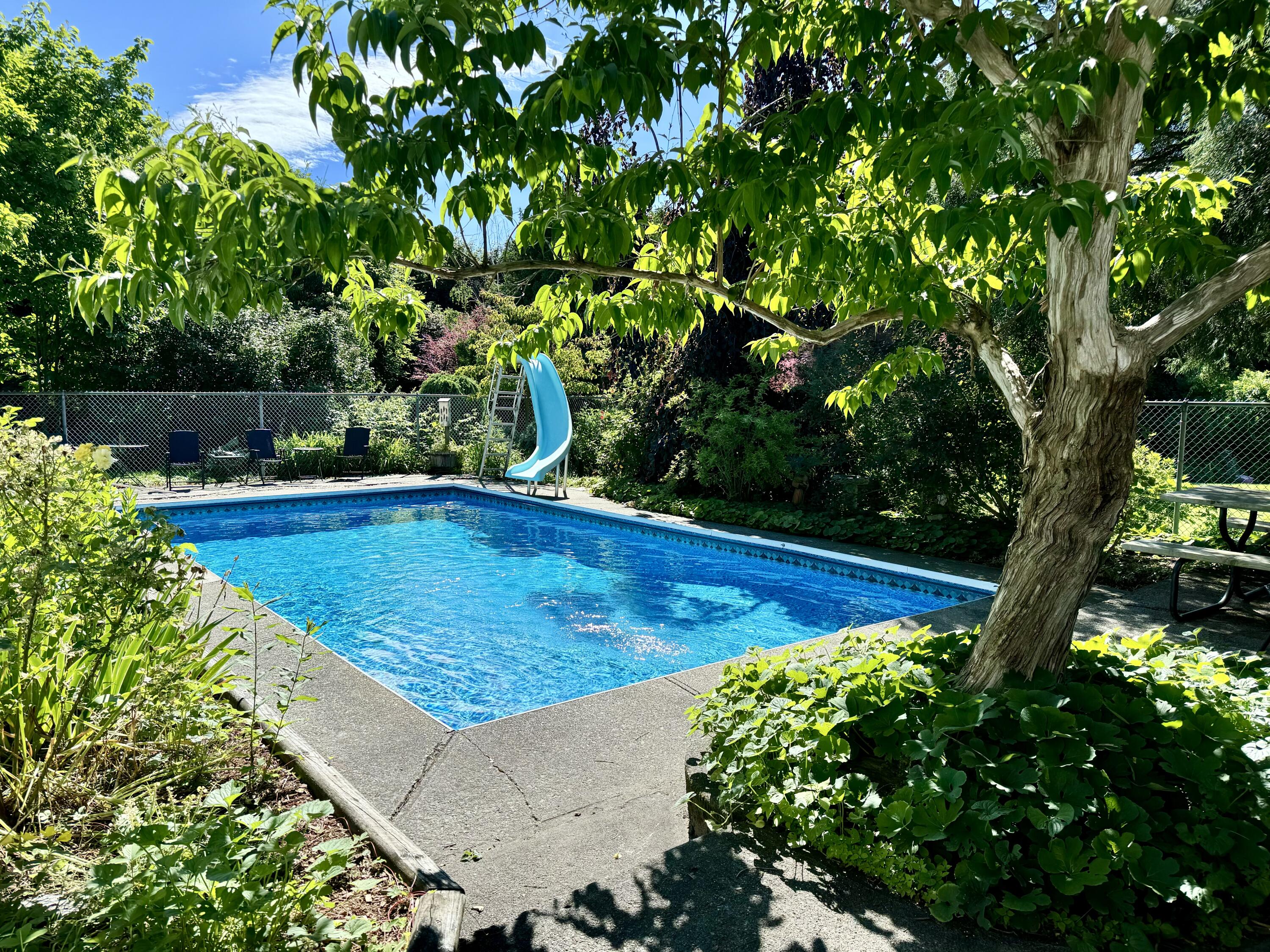 409 Main Street Waterville, ME 04901 - Photo 7 of 34 Inground pool