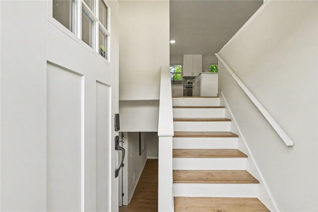 2546 Candler Woods Drive Decatur, GA 30032 - Photo 18 of 35