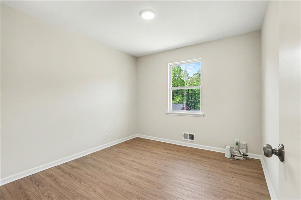 2546 Candler Woods Drive Decatur, GA 30032 - Photo 24 of 35