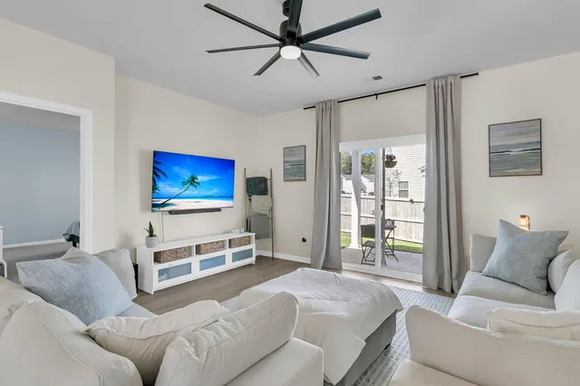 $350,000 | 422 American Goldfinch Way, Moncks Corner, SC 29461