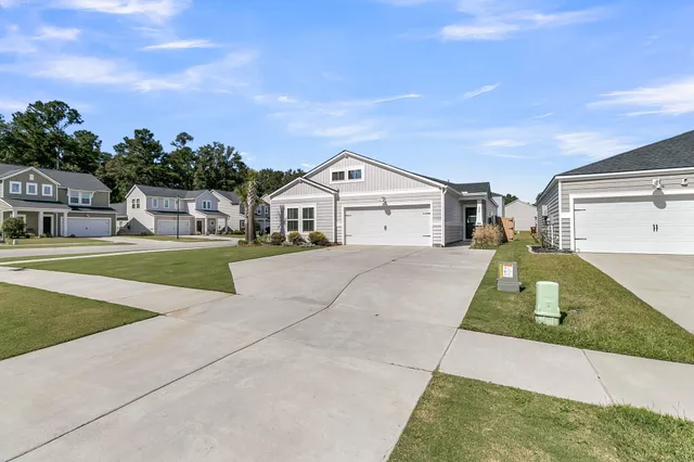 $350,000 | 422 American Goldfinch Way, Moncks Corner, SC 29461