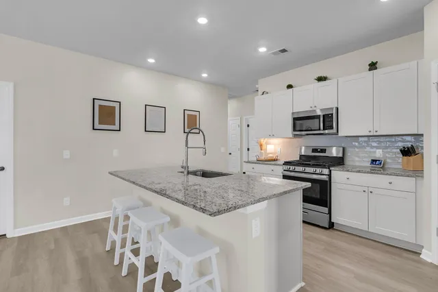 $350,000 | 422 American Goldfinch Way, Moncks Corner, SC 29461