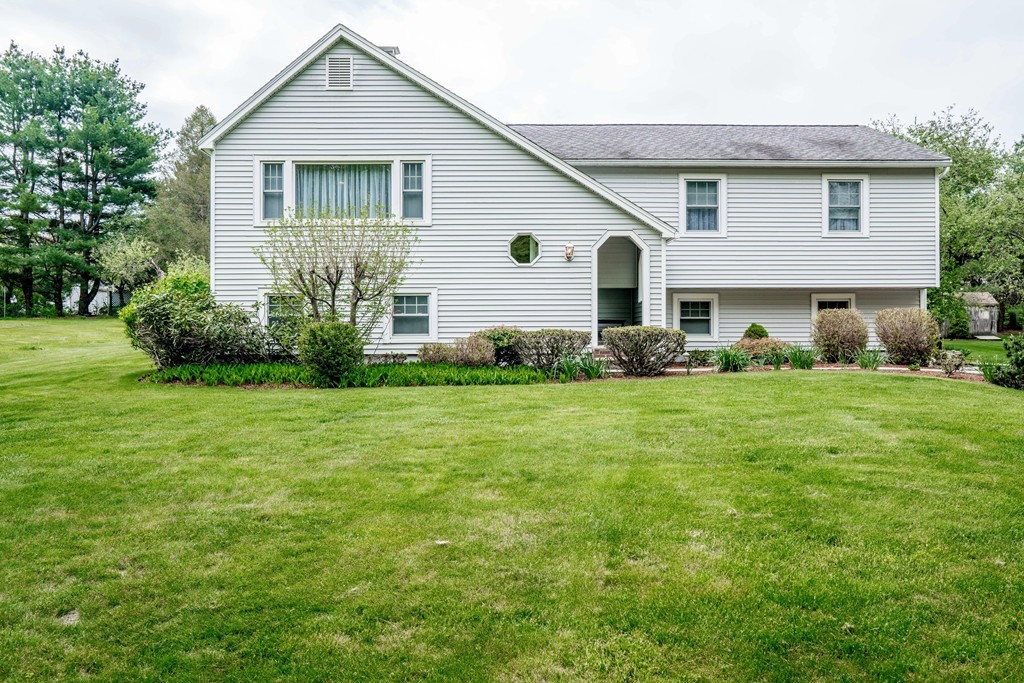 112 Davis Road Bedford, MA 01730 - Photo 1 of 27
