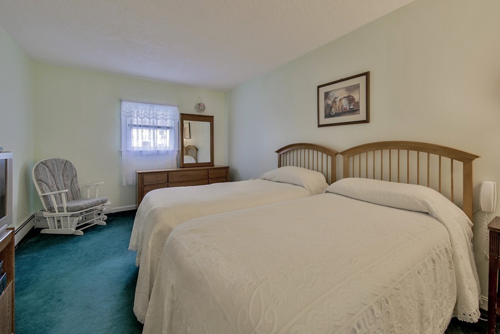 112 Davis Road Bedford, MA 01730 - Photo 19 of 27