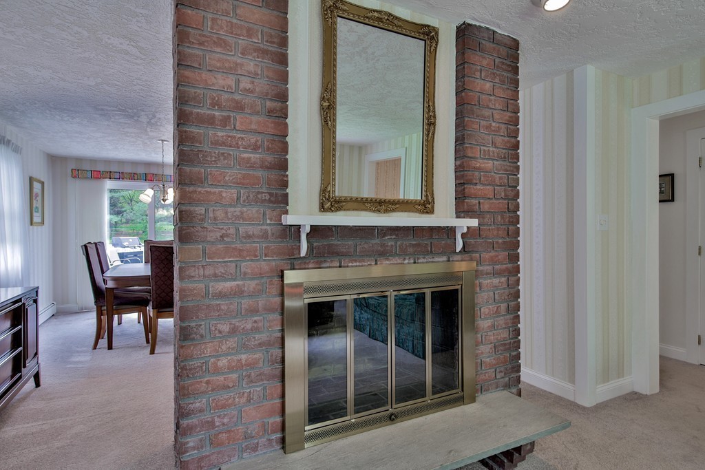 112 Davis Road Bedford, MA 01730 - Photo 7 of 27