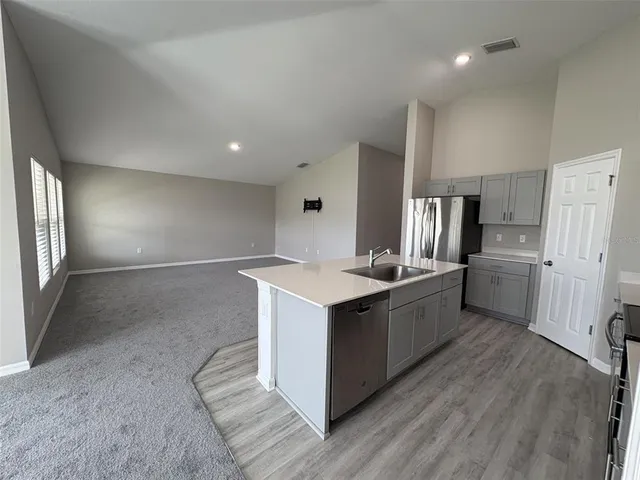 a view of empty room with window