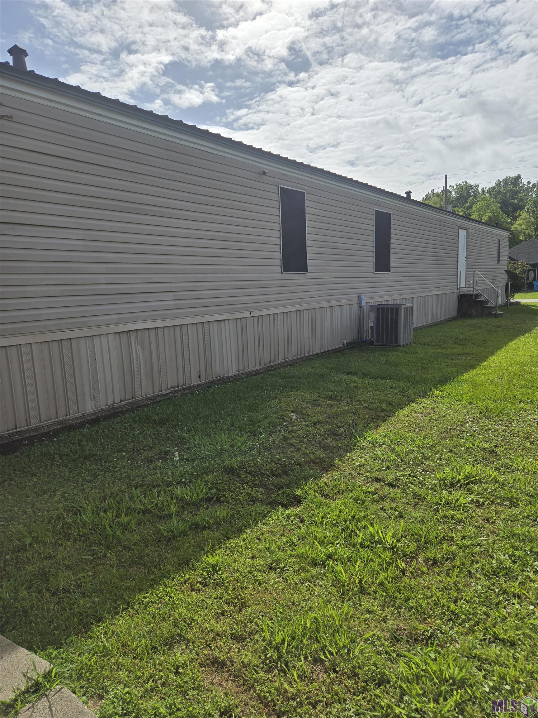 402 Sandi Drive Patterson, LA 70392 - Photo 5 of 22