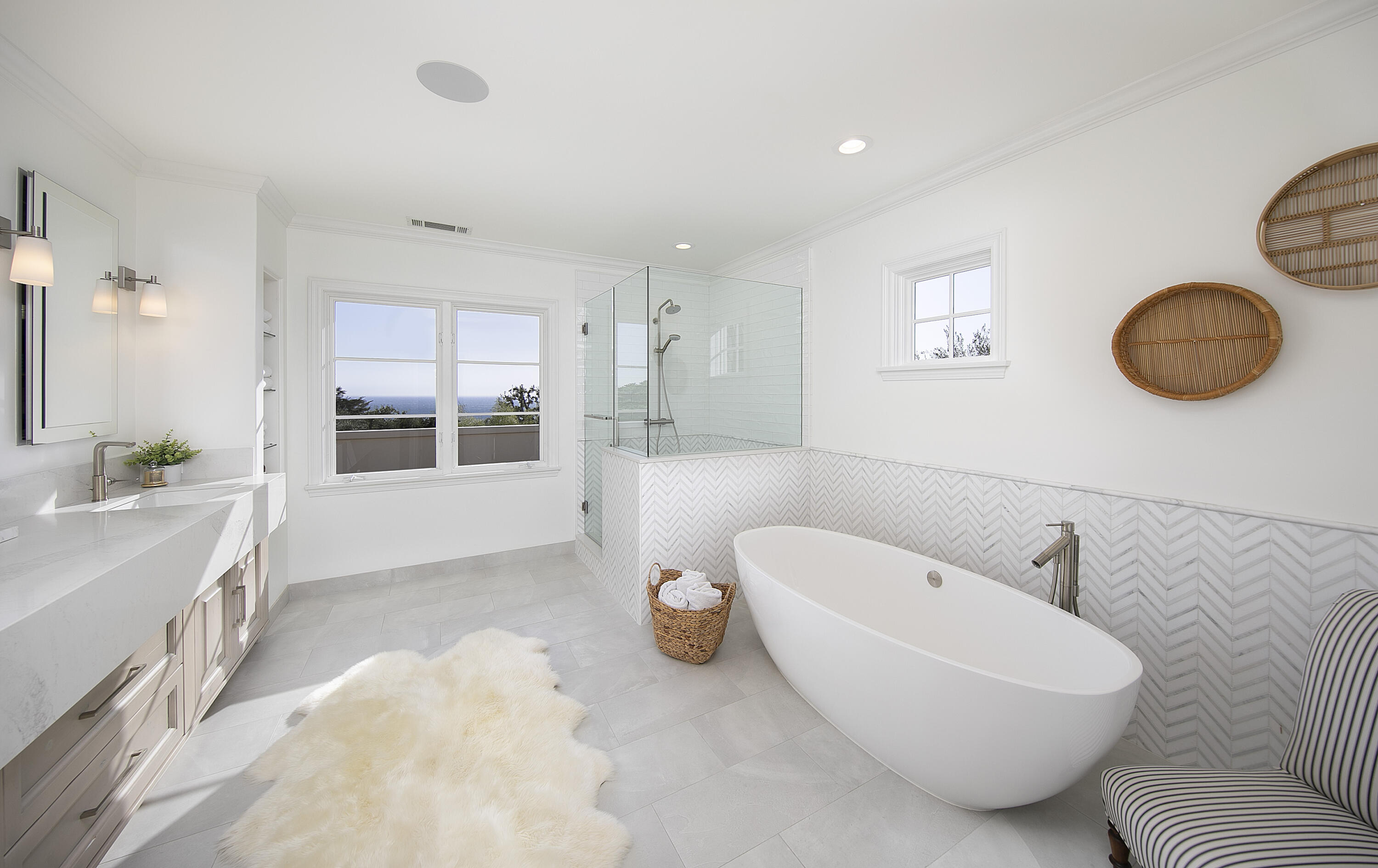 4110 Creciente Drive Santa Barbara, CA 93110 - Photo 17 of 27 a bathroom with a tub sink and mirror