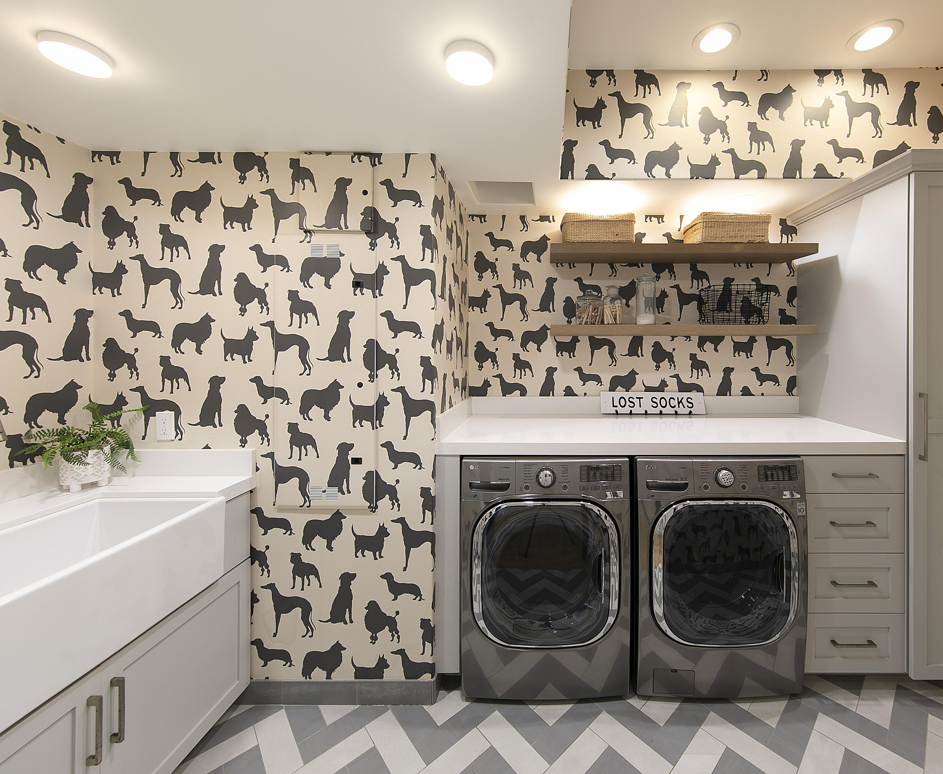 4110 Creciente Drive Santa Barbara, CA 93110 - Photo 23 of 27 a utility room with dryer and washer