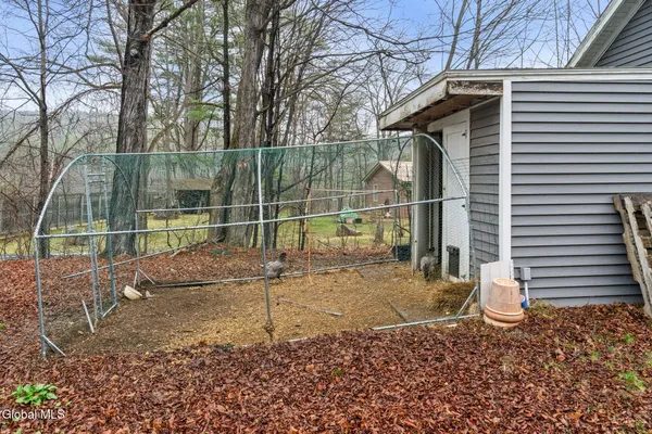 $400,000 | 112 Gifford Valley Road, Northampton, NY 12134