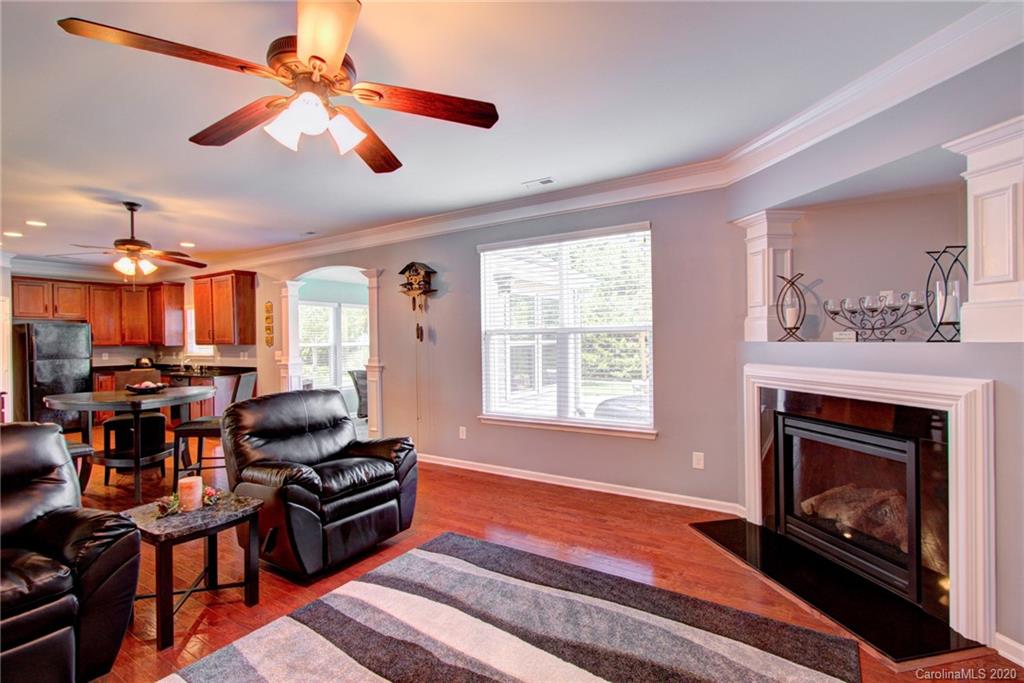 16123 Raptor Court Charlotte, NC 28278 - Photo 6 of 28