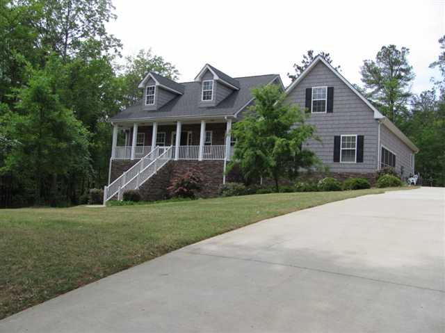 520 Lakeside Drive Anderson, SC 29621 - Photo 1 of 23 Gallery Image 1