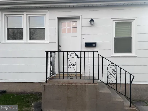 $1,500 | 703 Bethlehem Pike, Unit 1R, Glenside, PA 19038